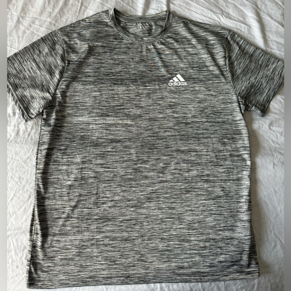 ADIDAS PERFORMANCE T-SHIRT! Gray mesh color!